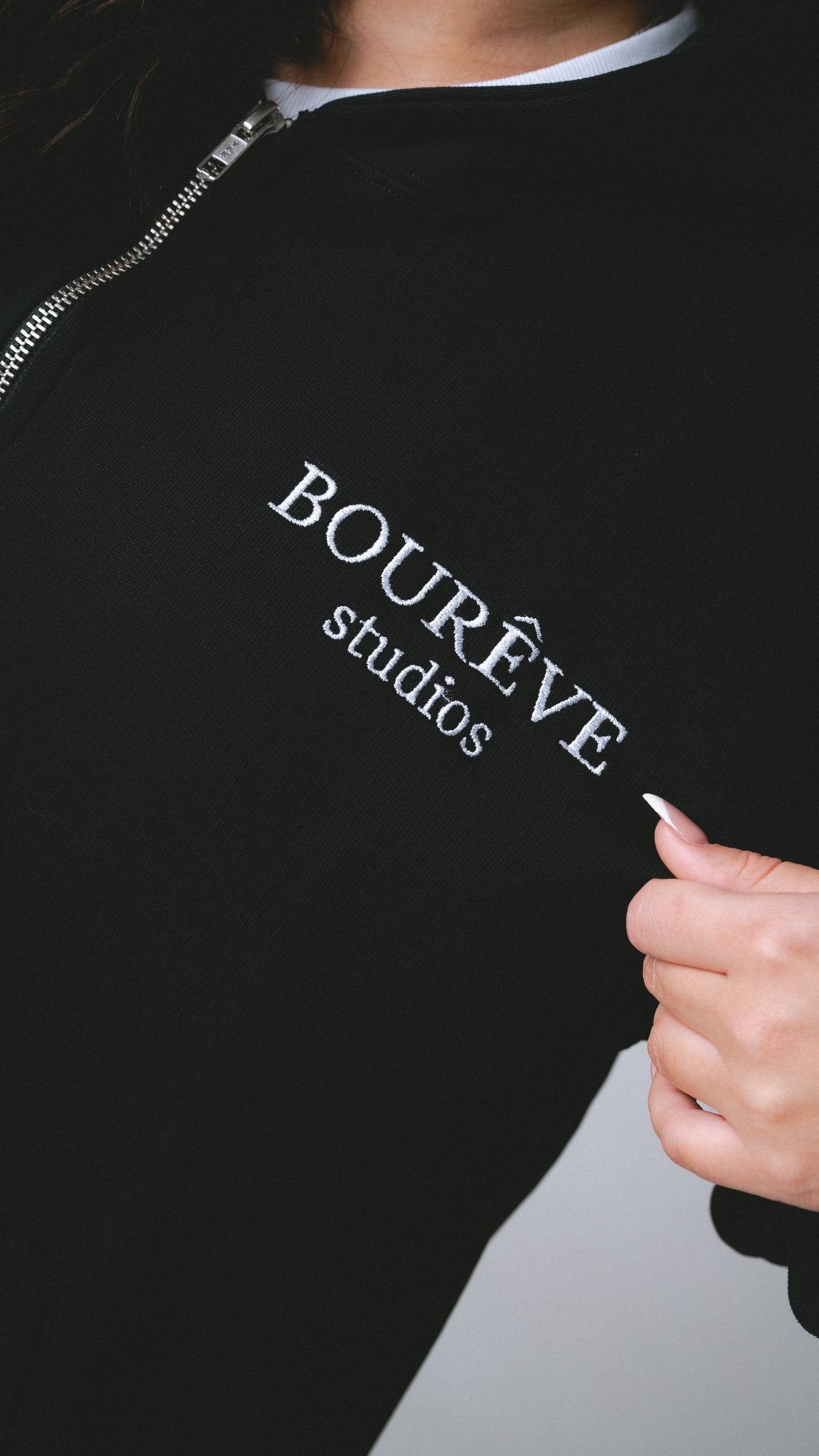 BOURÊVE STUDIOS ZIP